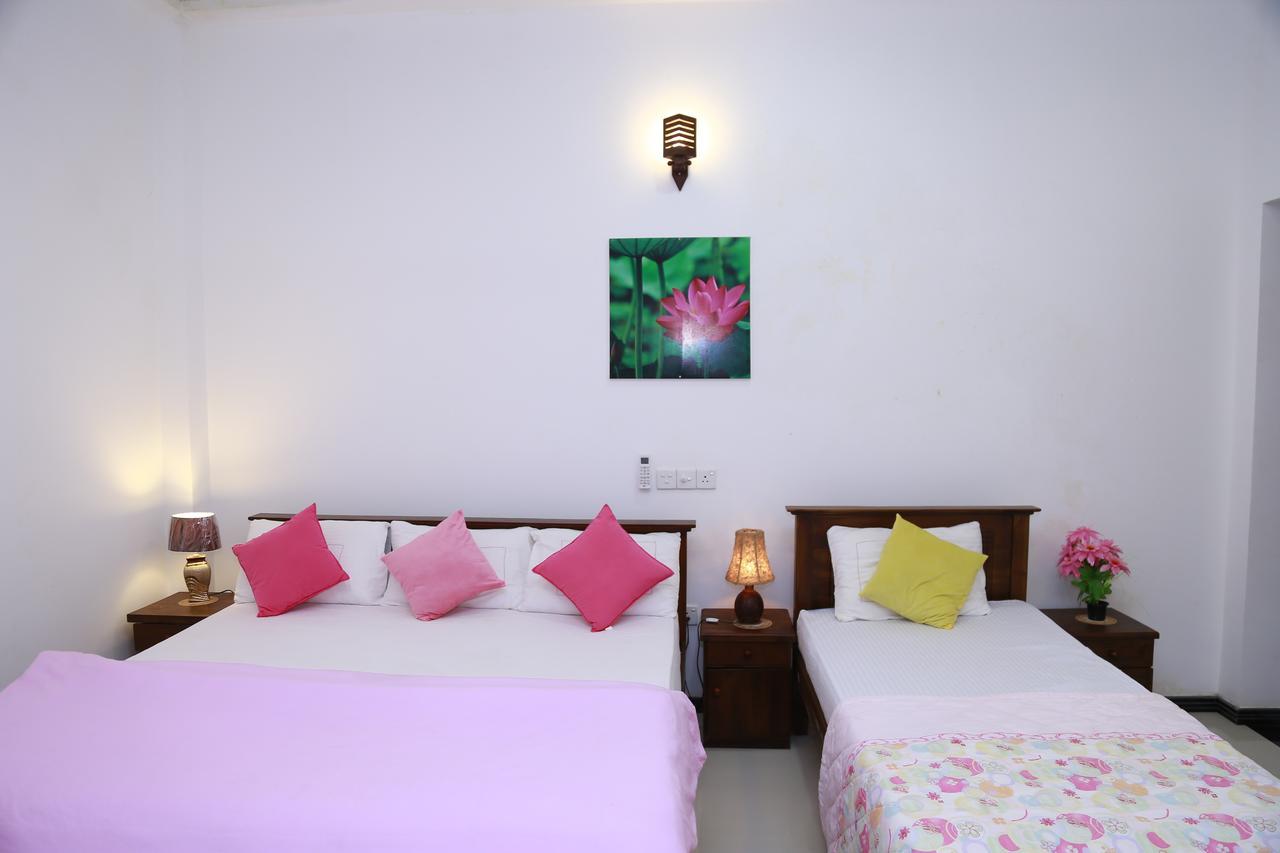 Lotus Dreams Guesthouse Велигама Экстерьер фото